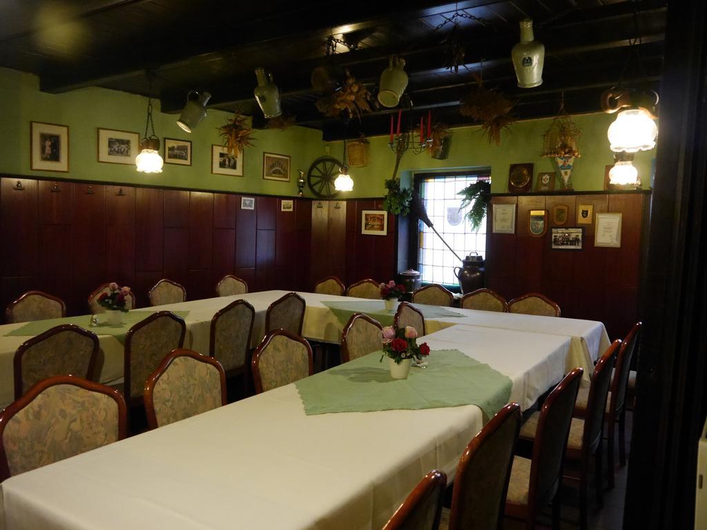 Hotel Zur Sonne Cottbus Ngoại thất bức ảnh