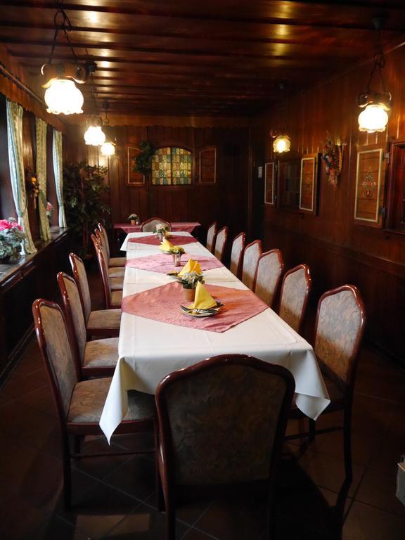 Hotel Zur Sonne Cottbus Ngoại thất bức ảnh