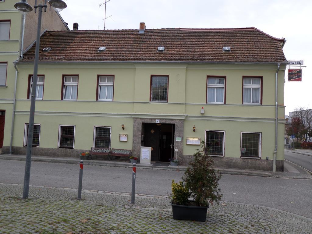 Hotel Zur Sonne Cottbus Ngoại thất bức ảnh
